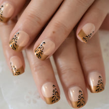 Charger l'image dans la galerie, Faux Ongles EchiQ avec motifs - BABES Corp