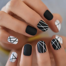 Charger l'image dans la galerie, Faux Ongles EchiQ avec motifs - BABES Corp