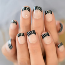 Charger l'image dans la galerie, Faux Ongles EchiQ avec motifs - BABES Corp