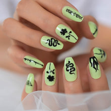 Charger l'image dans la galerie, Faux Ongles EchiQ avec motifs - BABES Corp