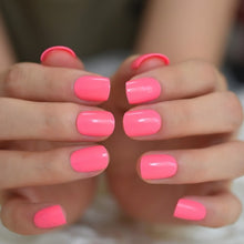 Charger l'image dans la galerie, Faux Ongles EchiQ avec motifs - BABES Corp

