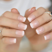 Charger l'image dans la galerie, Faux Ongles EchiQ avec motifs - BABES Corp
