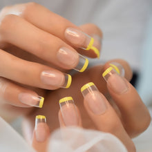 Charger l'image dans la galerie, Faux Ongles EchiQ avec motifs - BABES Corp
